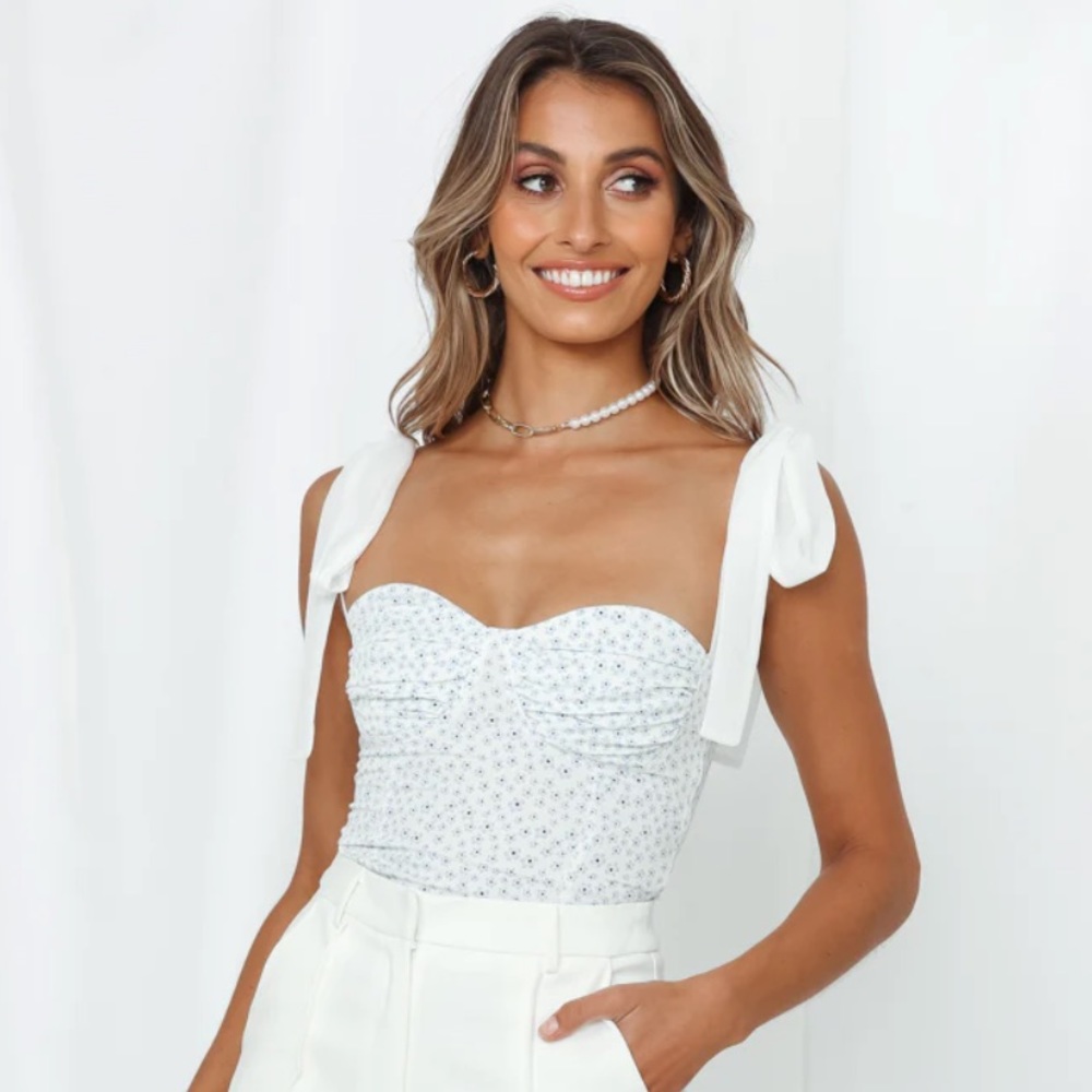 Hello Molly crop top